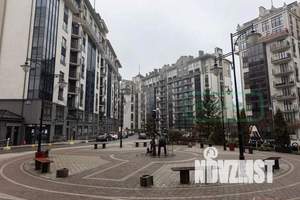 2-к квартира, вторичка, 84м2, 1/12 этаж