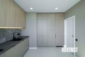 2-к квартира, вторичка, 64м2, 7/9 этаж