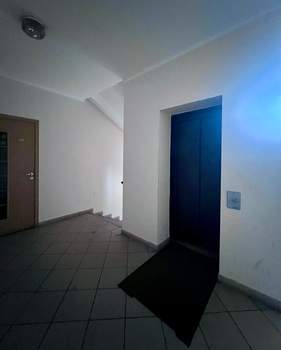 2-к квартира, вторичка, 73м2, 1/8 этаж