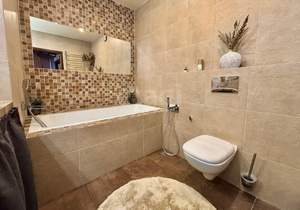 2-к квартира, вторичка, 104м2, 10/10 этаж