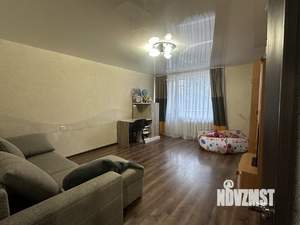 2-к квартира, вторичка, 52м2, 1/4 этаж