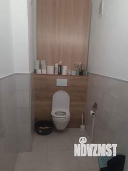 2-к квартира, вторичка, 67м2, 7/16 этаж