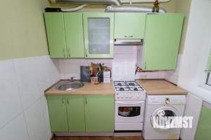 2-к квартира, вторичка, 38м2, 1/5 этаж