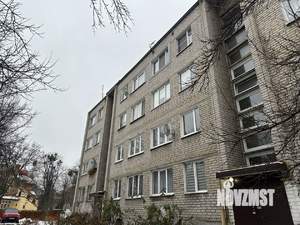 2-к квартира, вторичка, 52м2, 1/4 этаж