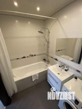 2-к квартира, вторичка, 60м2, 1/3 этаж