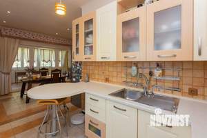 3-к квартира, вторичка, 126м2, 4/5 этаж