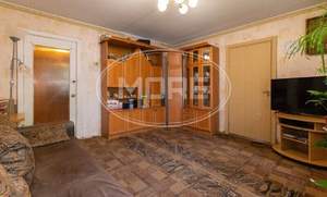 4-к квартира, вторичка, 62м2, 1/9 этаж