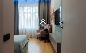 3-к квартира, вторичка, 97м2, 1/5 этаж
