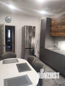 2-к квартира, вторичка, 62м2, 1/9 этаж