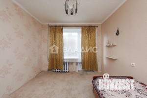 4-к квартира, вторичка, 63м2, 3/5 этаж