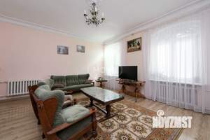4-к квартира, вторичка, 136м2, 1/2 этаж