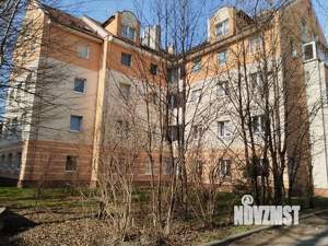 2-к квартира, вторичка, 62м2, 1/4 этаж