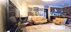3-к квартира, вторичка, 160м2, 1/4 этаж