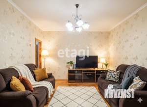 4-к квартира, вторичка, 102м2, 1/5 этаж