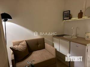 3-к квартира, вторичка, 19м2, 1/5 этаж