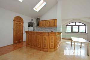 3-к квартира, вторичка, 176м2, 6/6 этаж