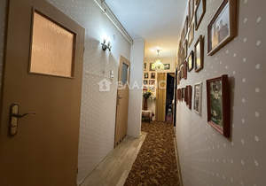 2-к квартира, вторичка, 52м2, 1/9 этаж
