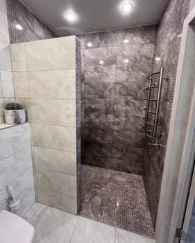 4-к квартира, вторичка, 126м2, 9/11 этаж