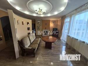 4-к квартира, вторичка, 132м2, 4/4 этаж