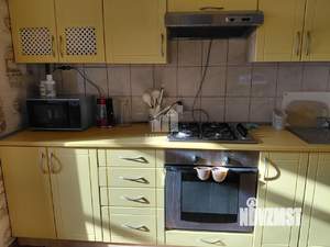 2-к квартира, вторичка, 58м2, 3/3 этаж