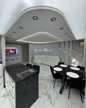 4-к квартира, вторичка, 117м2, 6/6 этаж