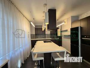 2-к квартира, вторичка, 75м2, 1/9 этаж