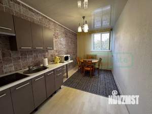 3-к квартира, вторичка, 74м2, 1/1 этаж