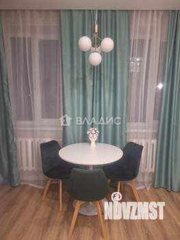 2-к квартира, вторичка, 38м2, 1/4 этаж