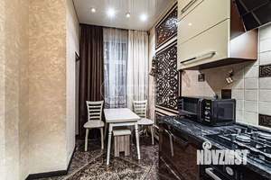 4-к квартира, вторичка, 96м2, 1/4 этаж