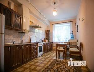 2-к квартира, вторичка, 81м2, 2/8 этаж