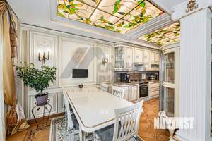 5-к квартира, вторичка, 234м2, 4/5 этаж
