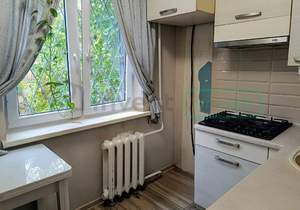 2-к квартира, вторичка, 42м2, 1/5 этаж