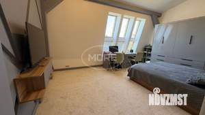 3-к квартира, вторичка, 193м2, 4/4 этаж