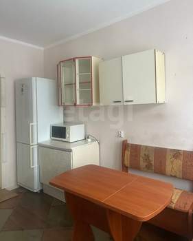 6-к квартира, вторичка, 103м2, 2/2 этаж