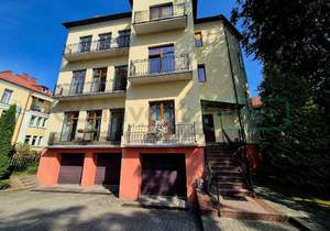 3-к квартира, вторичка, 140м2, 4/4 этаж