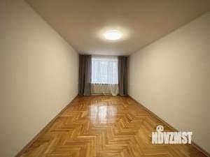 4-к квартира, вторичка, 102м2, 1/5 этаж