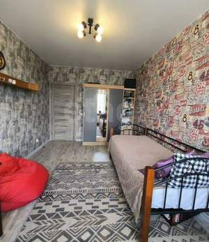 3-к квартира, вторичка, 100м2, 10/14 этаж