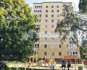 2-к квартира, вторичка, 63м2, 1/9 этаж