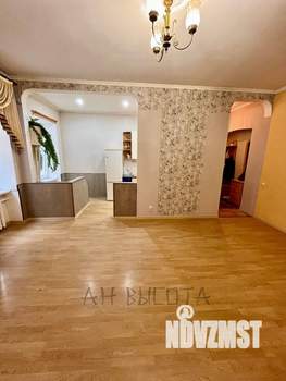 3-к квартира, вторичка, 88м2, 1/3 этаж