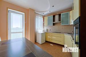 2-к квартира, вторичка, 70м2, 13/17 этаж