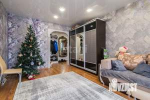 3-к квартира, вторичка, 63м2, 1/10 этаж