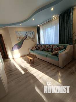 2-к квартира, вторичка, 61м2, 1/3 этаж
