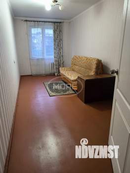 3-к квартира, вторичка, 58м2, 2/5 этаж