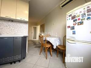 2-к квартира, вторичка, 50м2, 8/9 этаж