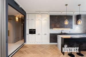 3-к квартира, вторичка, 104м2, 4/5 этаж