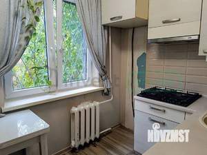 2-к квартира, вторичка, 42м2, 1/5 этаж