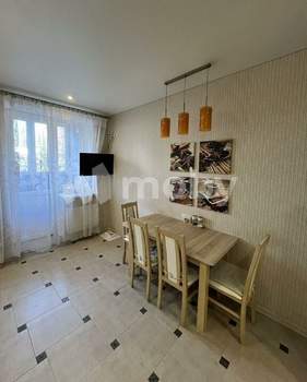 2-к квартира, вторичка, 62м2, 1/8 этаж