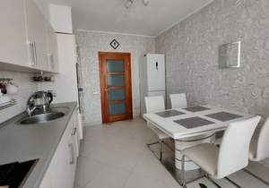 3-к квартира, вторичка, 81м2, 4/7 этаж