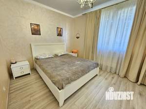 2-к квартира, вторичка, 62м2, 1/4 этаж
