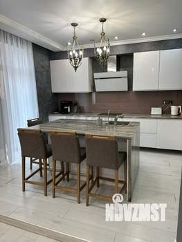 3-к квартира, вторичка, 106м2, 2/13 этаж